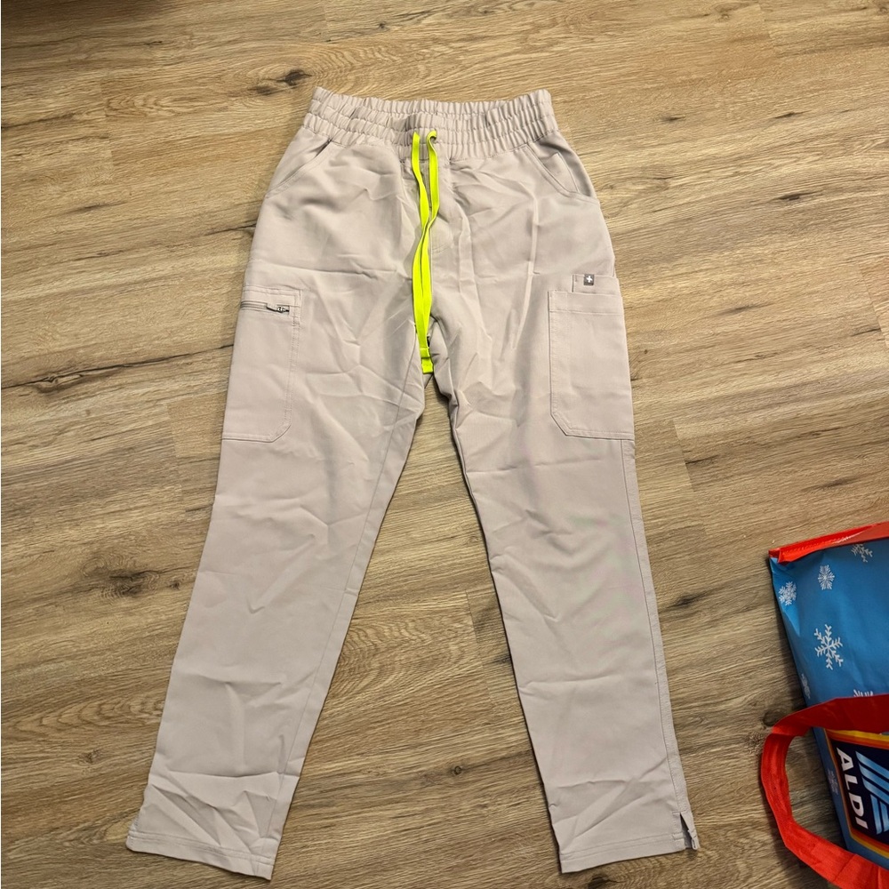 Figs Technical Collection Beige Apparel